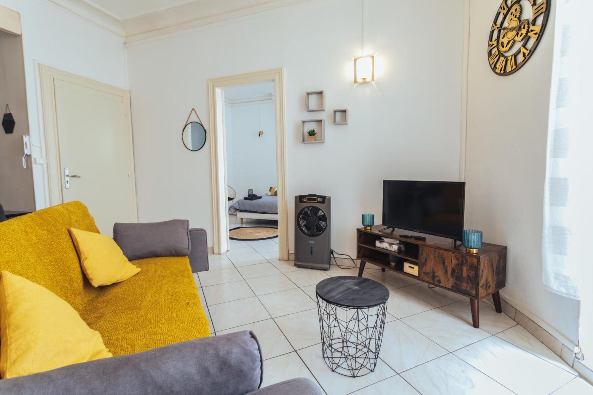 Grand appartement climatisé 3 chambres 6-8 pers Béziers Exterior foto