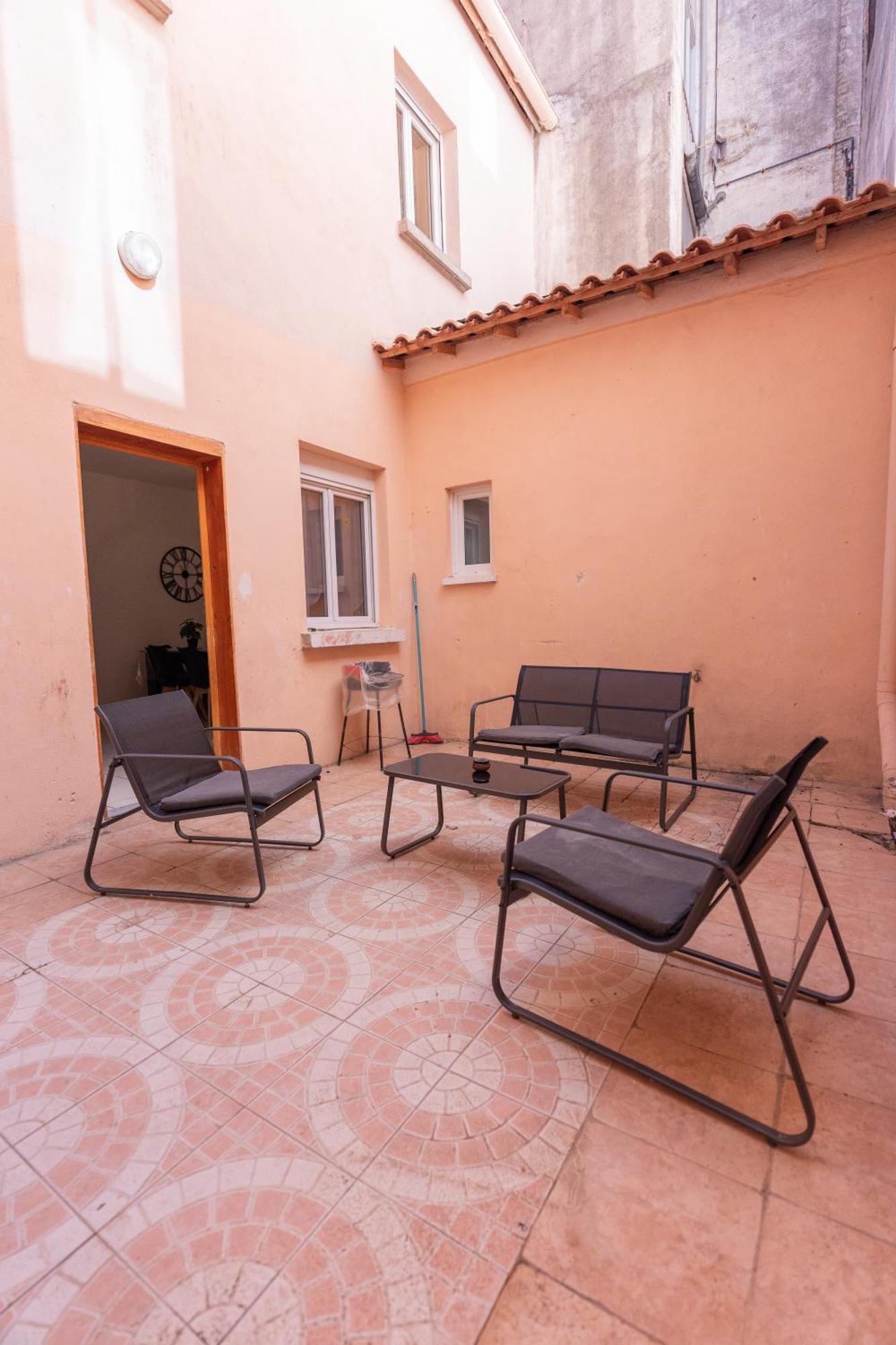 Grand appartement climatisé 3 chambres 6-8 pers Béziers Exterior foto